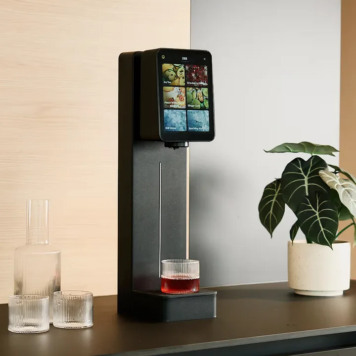 Productfoto van de Dripl Flow op een aanrecht